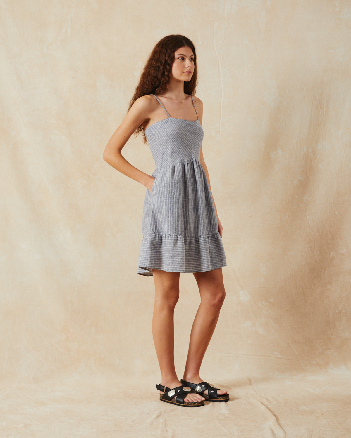 wanama_vestido-lightblue-linen_42-22-2024__picture-14262